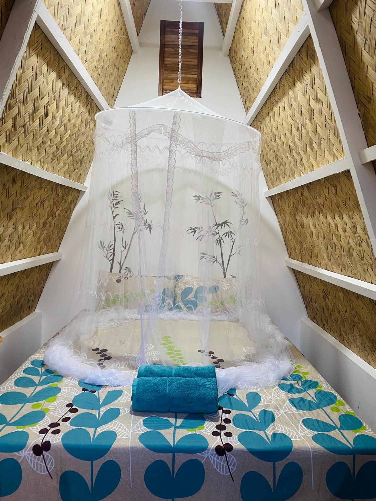 Happy Monkey Hostel El Nido Eksteriør bilde